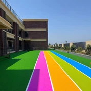 To lag EPDM Sports Surface Layer til skolen